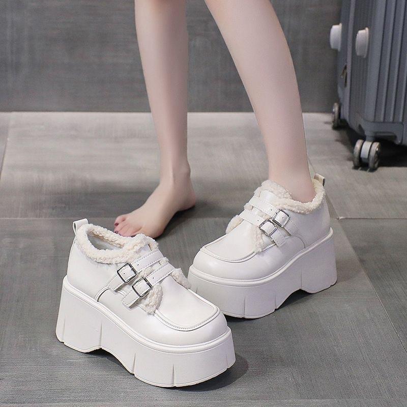 

British style heightened platform cotton shoes, piled and thickened warm, small fluffy small leather shoes 40