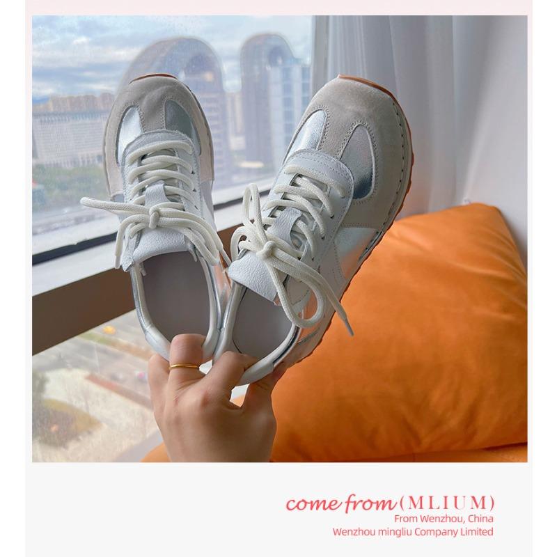Fashion New 2025 Women Sneakers Summer Autumn Genuine Leather Retro Fashion Casual Flats Women Lace-up German Training Shoes Women