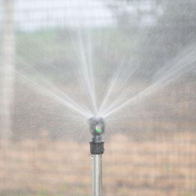 Garden Lawn Rotating Sprinkler 1/2" Male Thread Scattering Nozzle 360 Degree Automatic Rotating Watering Irrigation Sprinklers