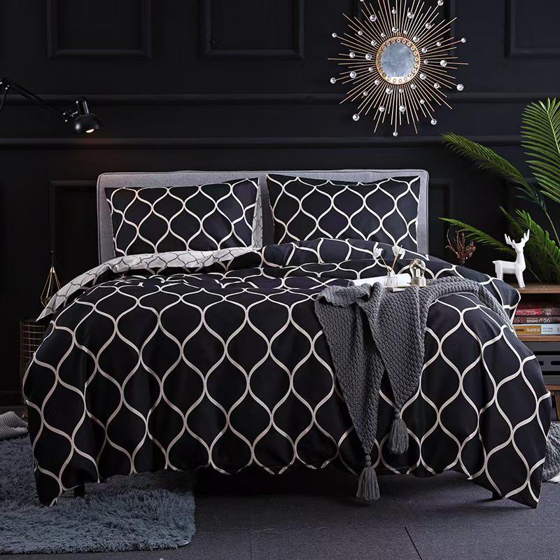 Printed Three-Piece Bedding Set: Quilt Cover and Bed Sheet