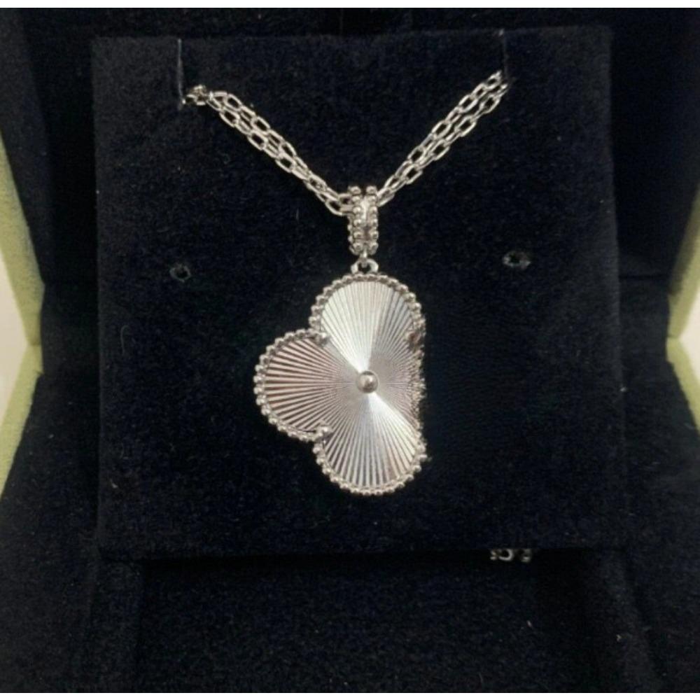 V Gold Four-leaf Clover Plated 18K Gold Necklace with Jewelry Women's High Version White Fritillary Rose Gold Pendant Light Luxury Niche