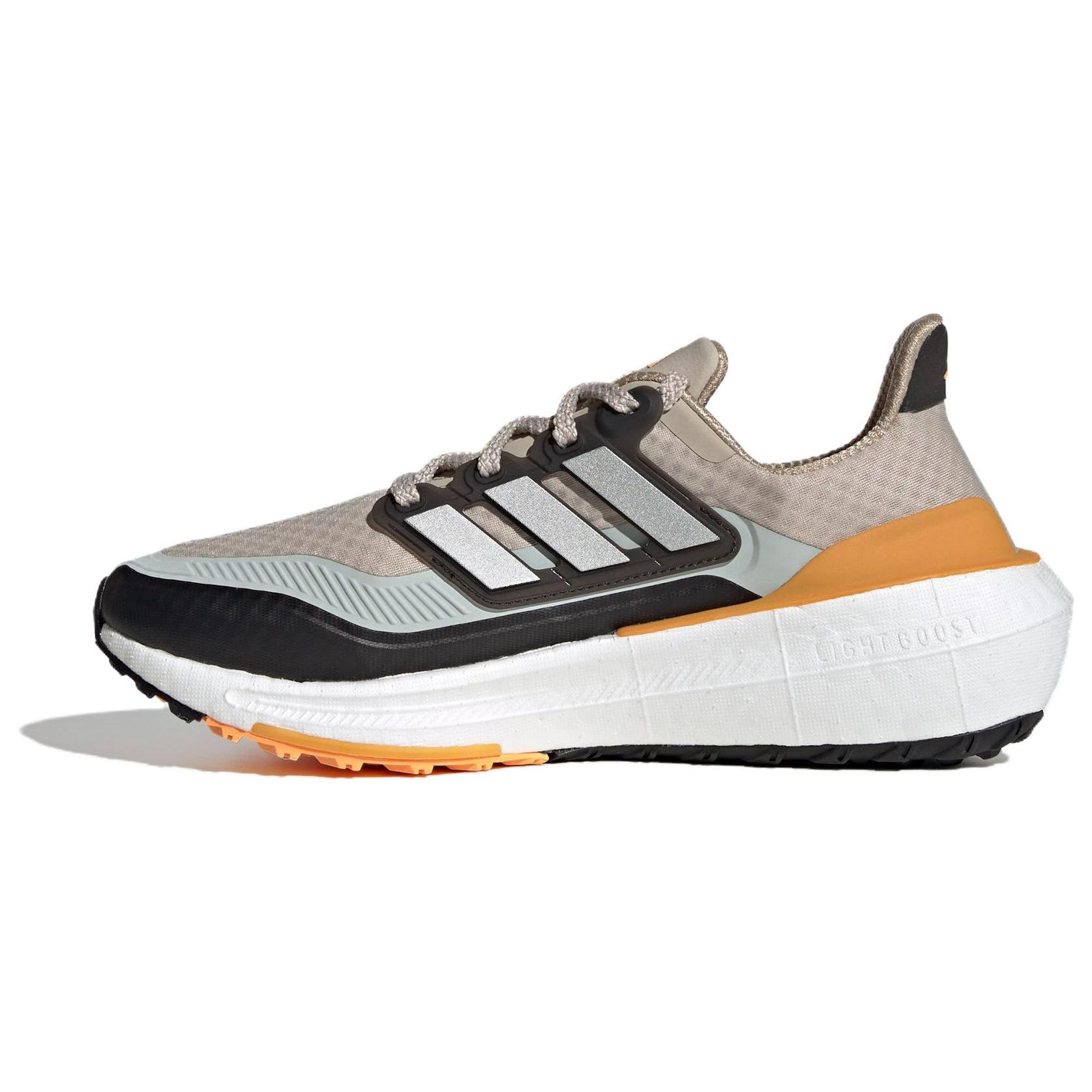 

Новые adidas UltraBoost Cold.Rdy Wonder Beige Flash Orange IE1674 42