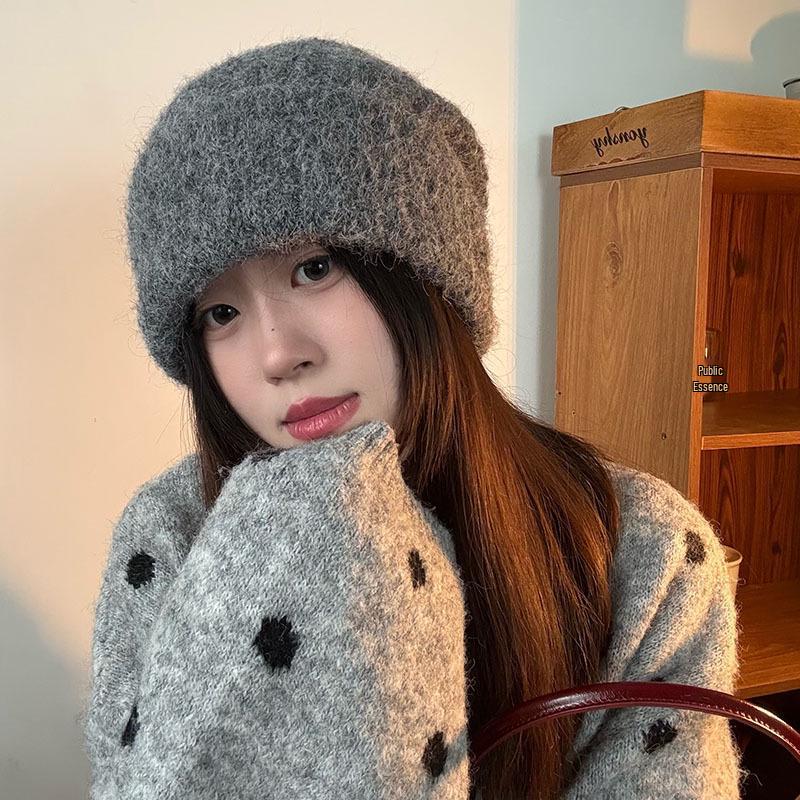 Japanese Style Wool Knit Hat: Versatile, Warm, Ear-Protecting Slouchy Cap for Women with Larger Head Circumference