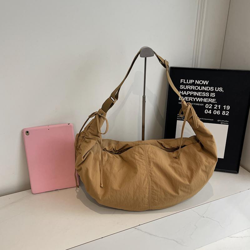 Trendy Fashiable Shoulder Bags Wrapped with Dyed Nyl Canvas Bag Large Capacity Single Shoulder Crossbody Hobos Bag