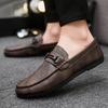 Letní kožené pánské poloviční pantofle prodyšné pánské ležérní boty nazouvací líné řidičské boty pohodlné vycházkové mokasíny