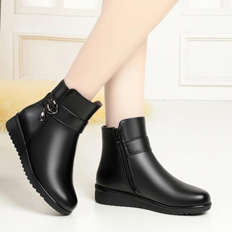 Winter Women Ankle Boots Plush Womens Snow Boots Comfortable Zip Cotton Shoes Leather Plus Size Women Shoes New  De Mujer