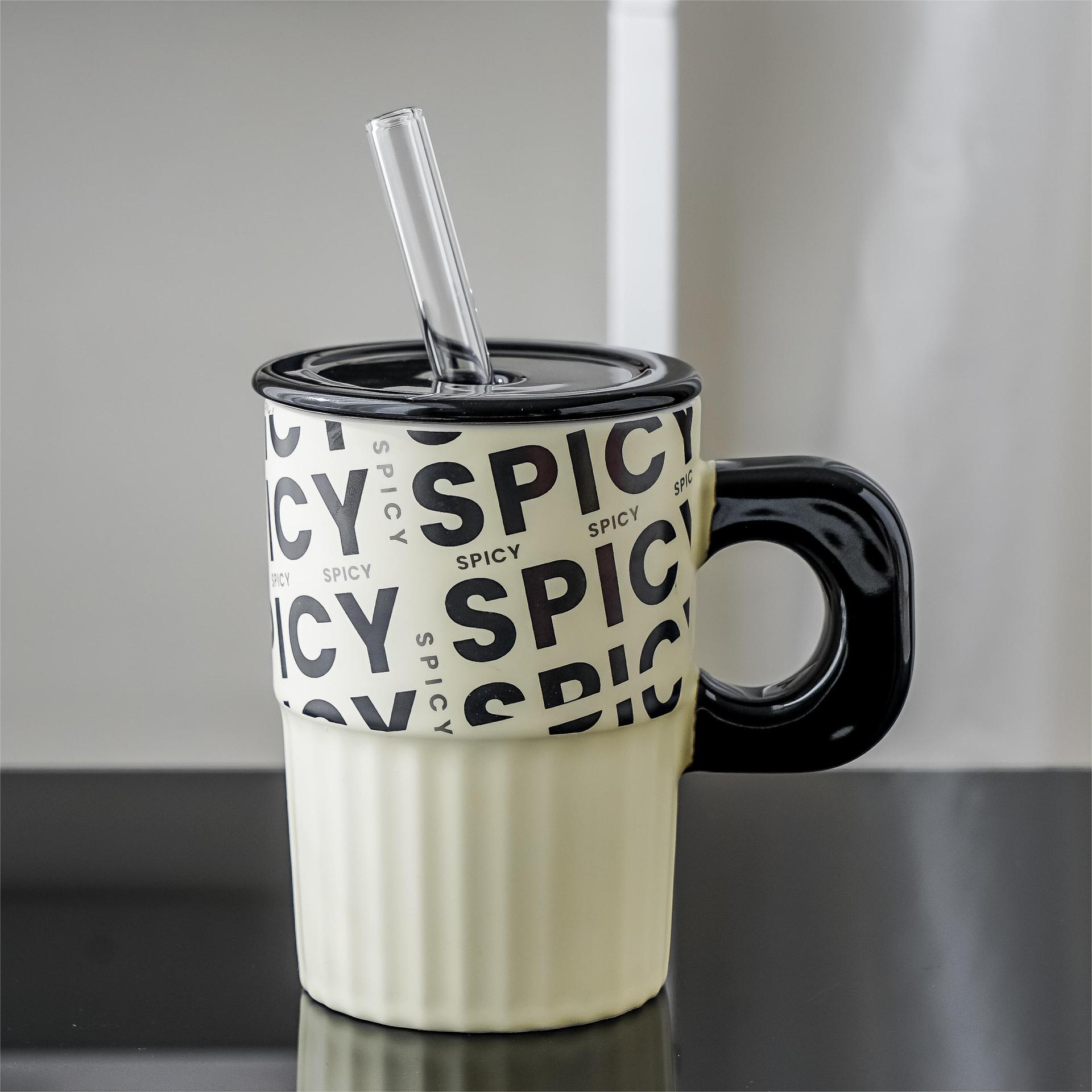 

Креативная кружка большого объема на английском языке с крышкой и соломинкой, высококачественная чашка для питья воды для пары для дома, креативная керамическая кружка 480ml