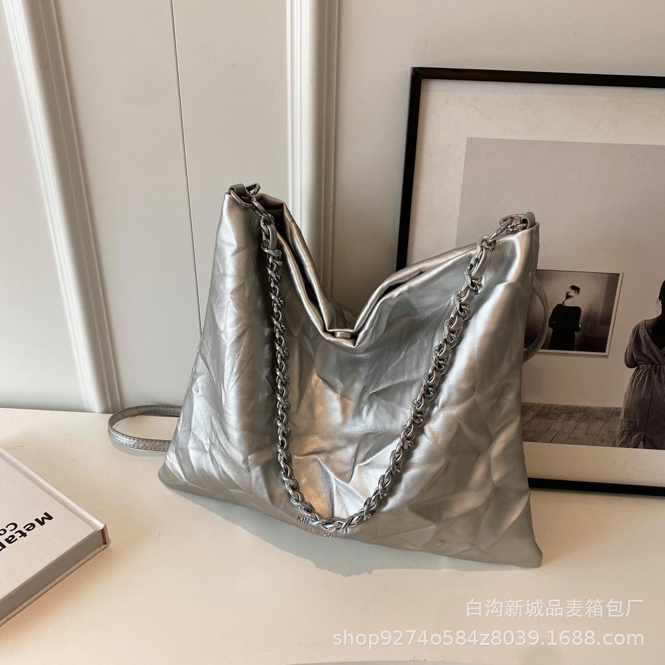 2025 New Shoulder Chain Handbag Solid Color Messenger Big Bag Large Capacity Fashion Trendy Women's Bag Autumn New