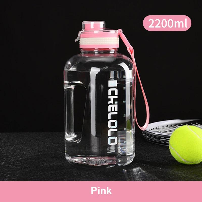2000ml Tritan Sportkessel Große GYM-Flasche BPA-frei 1 Gallone Outdoor-Reisen Radfahren Auslaufsichere Wasserflasche Becher 1.5 2 Liter
