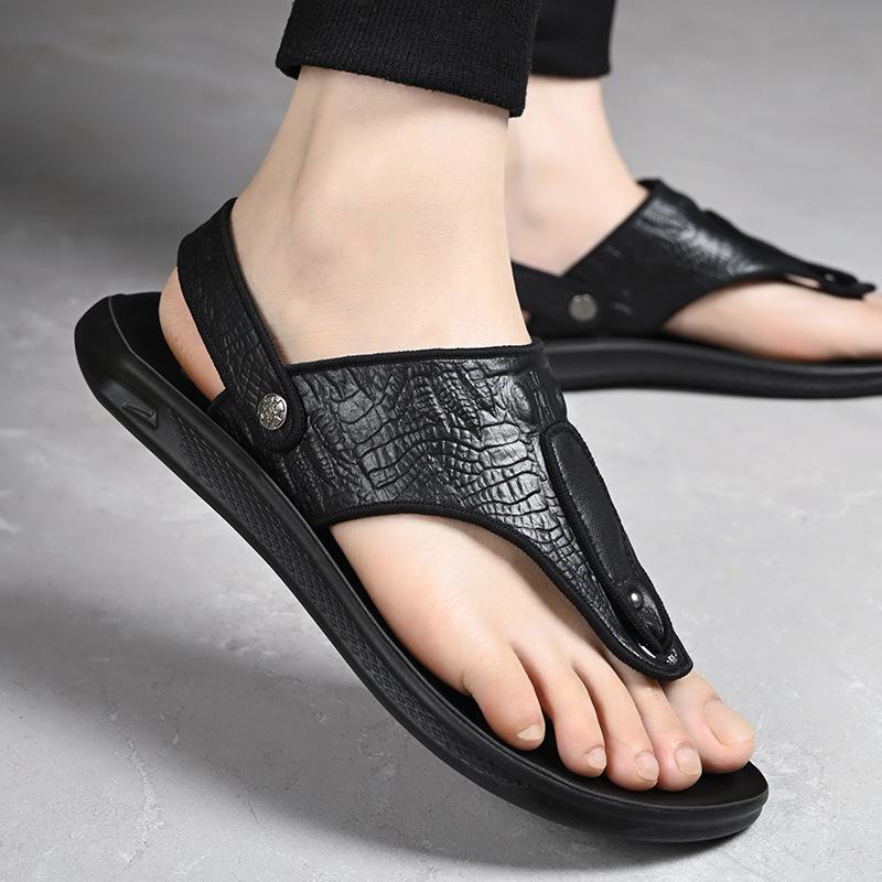 Foreign trade summer men's cowhide cool slippers 2025 new leather non-slip outdoor youth Korean version of flip-flops tide