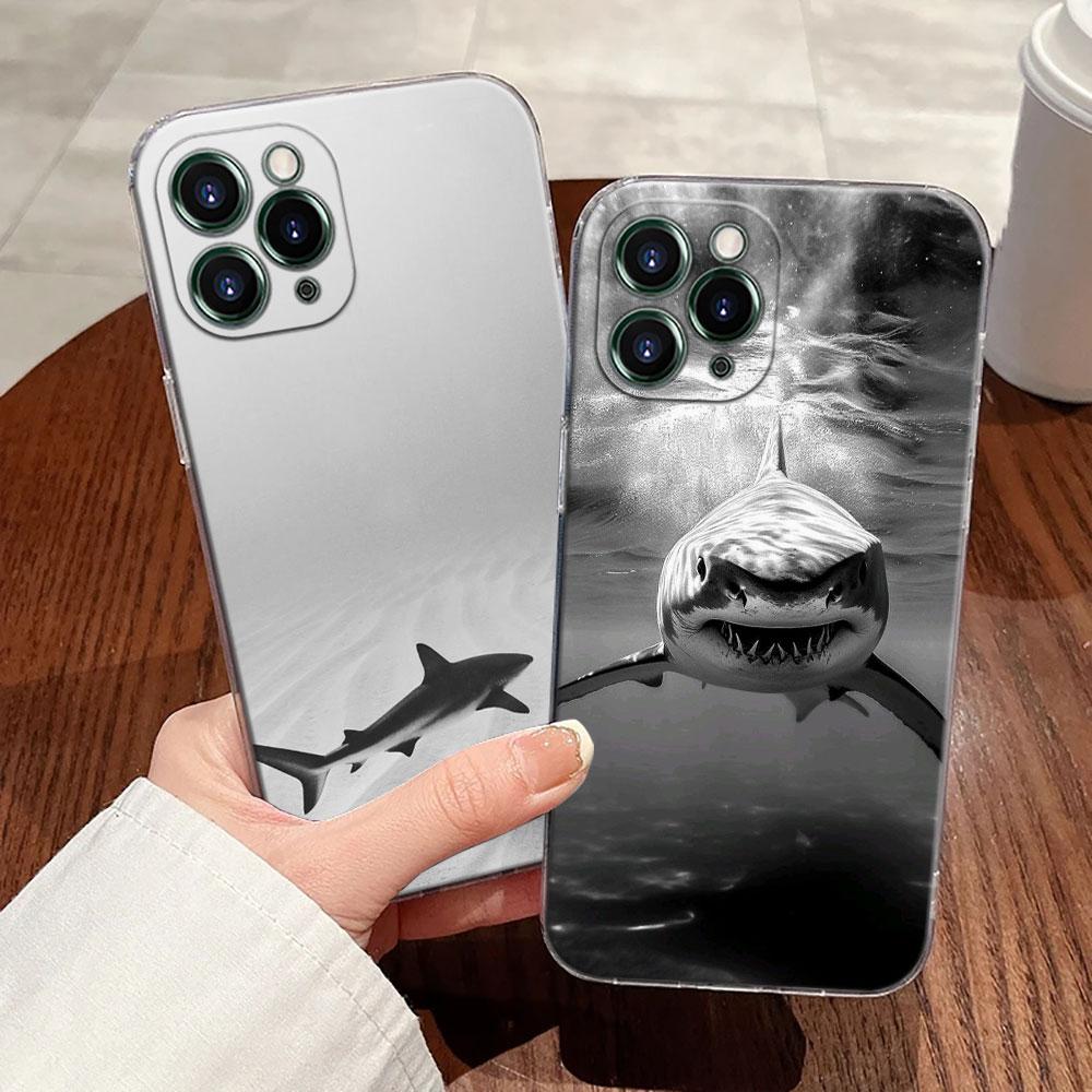 Ocean Whale Shark Swimming Case For Apple iPhone 17 16 15 14 13 12 11 Pro Max 16 Plus 16E 17Air 17Pro Phone Cover Silicone Funda
