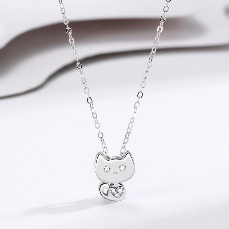 Cartoon cat diamond necklace female versatile niche fashion pendant Korean version personality