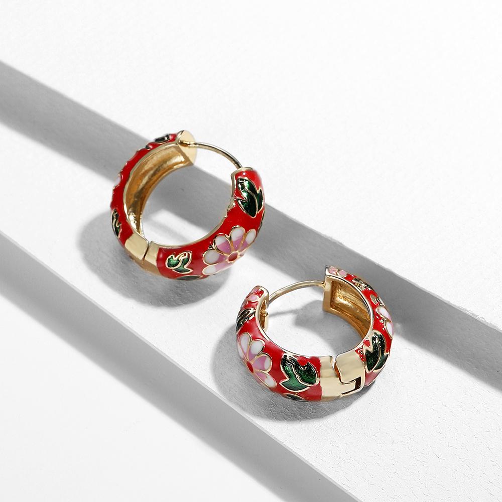 New Fashion Enamel Flower Huggie Hoop Earrings for Women Vintage Boho Circle Small Earrings Statement Jewelry Brincos Gifts