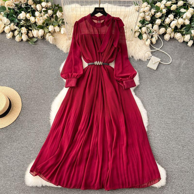 Early Spring Dress Women's 2024 New Arrival Sweet Bows Heavy-Duty Pleated Chiffon Dress Puff Sleeves Vacation Skirt