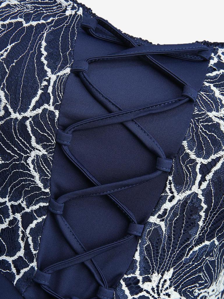 Rosegal Plus Size Lace-up Panel Floral Embroidery Lace Trim Hollow Out Hem Tank Dress
