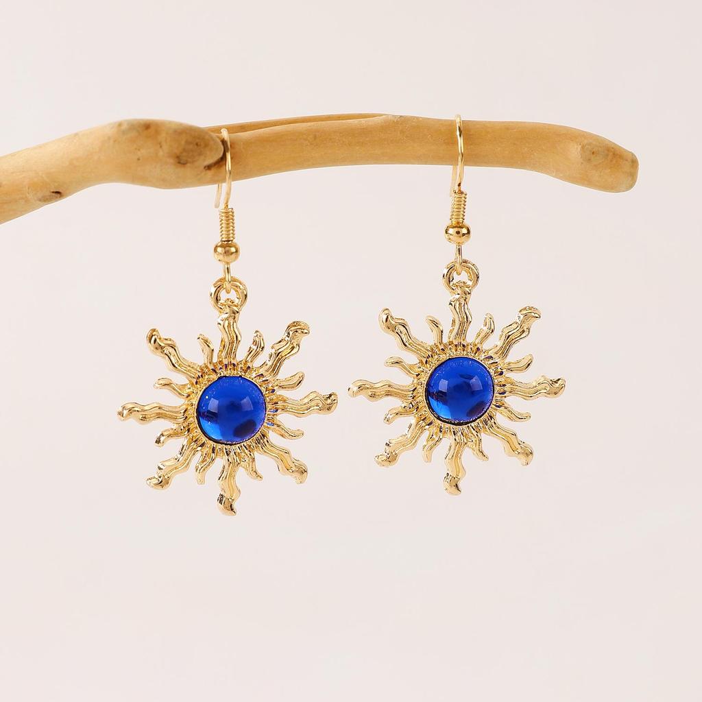 Bohemian Retro Sunburst Dangle Earrings: Green, Blue, Red Jewelry for Women