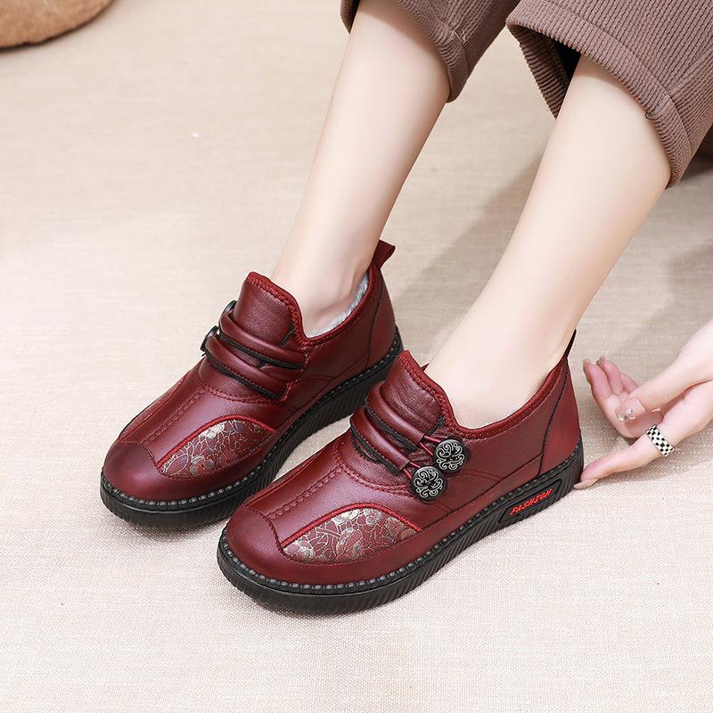 Winter cotton boots leather warm boots ladies medium mother boots lazy boots live stream