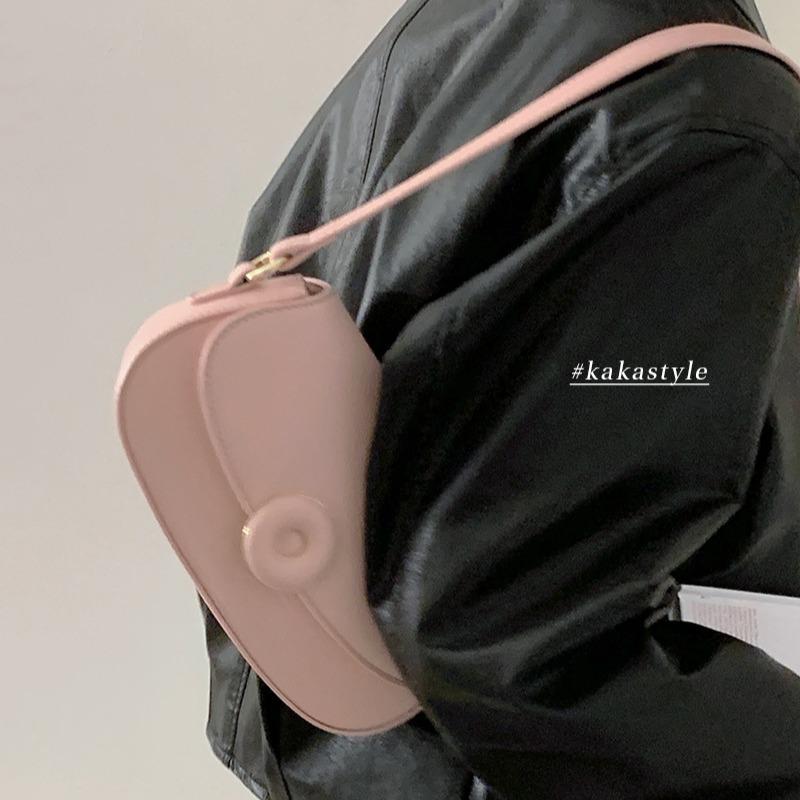 Niche Design Underarm Bag for Women In Summer New Flip Saddle Bag Fashionable Temperament Shoulder Bag Trendy