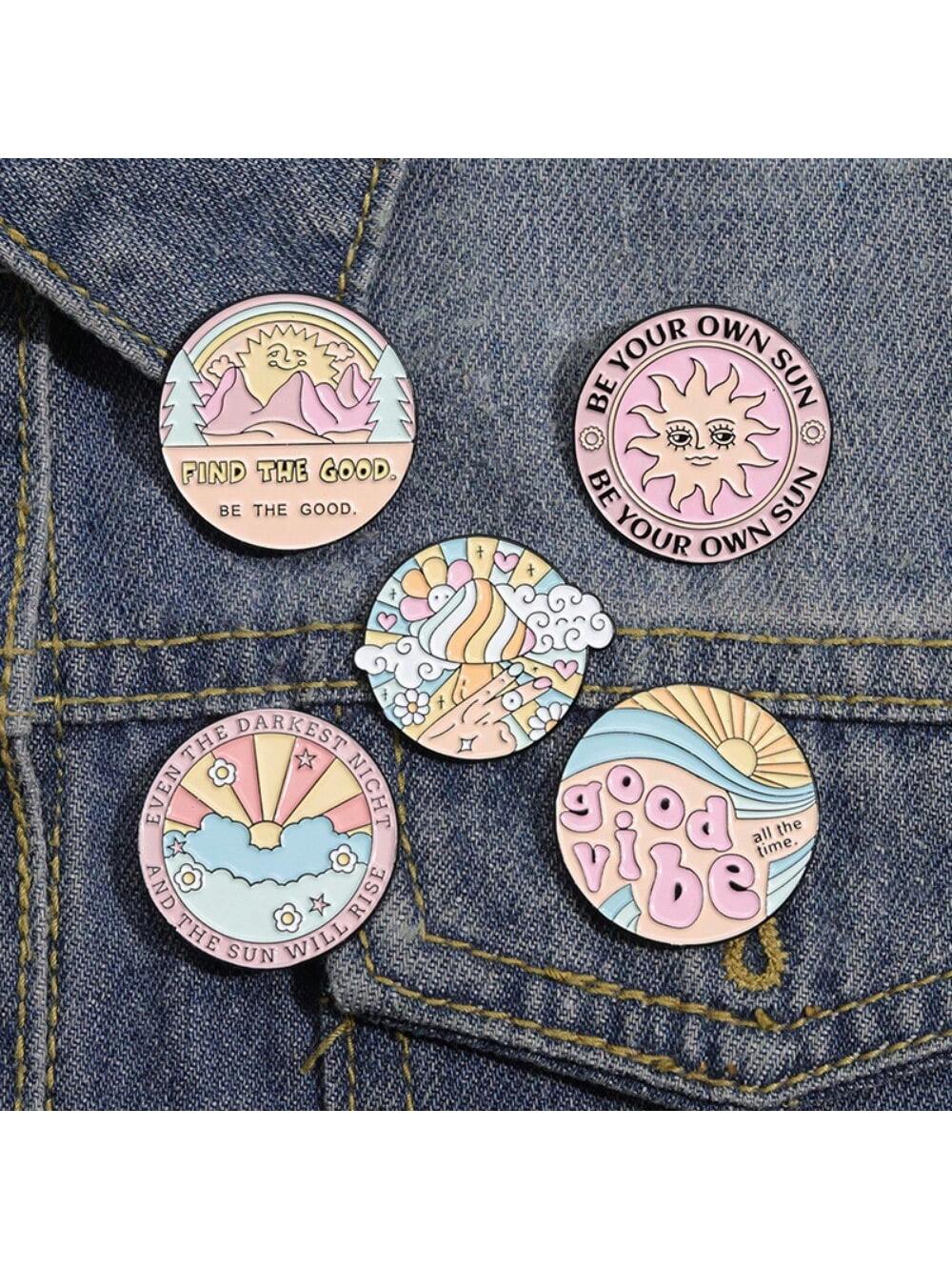 

5 креативных женских брошей в розовом и нежном солнечном стиле, в комплекте с повседневной одеждой, сумками, аксессуарами, металлическими значками