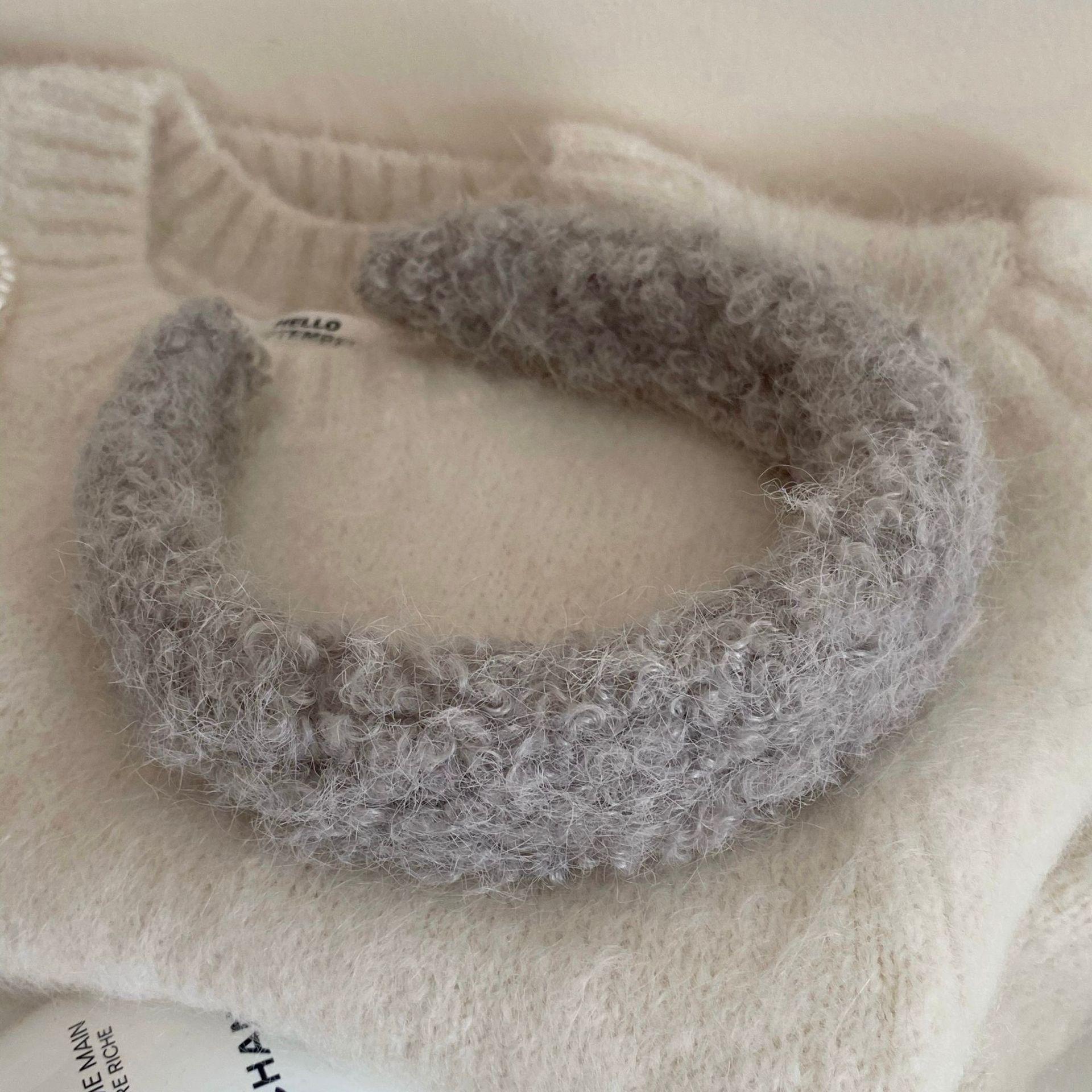 

Осенне-зимняя плюшевая повязка из овечьей шерсти, женская, увеличивающая высоту макушки, цвет дофамина, повязка для волос, прижимающая волосы, с широким краем, аксессуары для волос, оптовая продажа