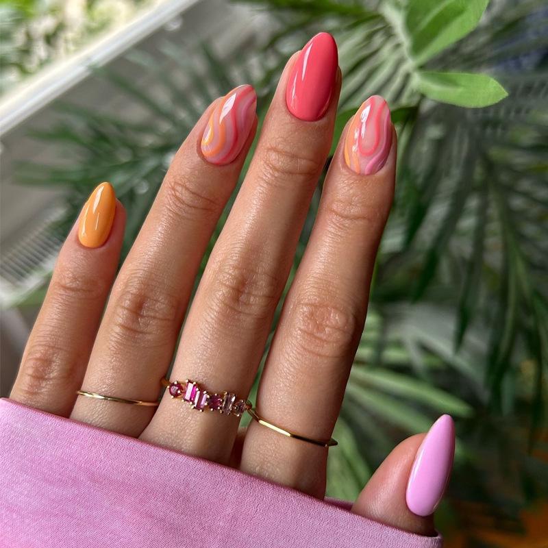 

Spicy Girl Removable Striped Water Drop Fake Nails Gel Polish Kit