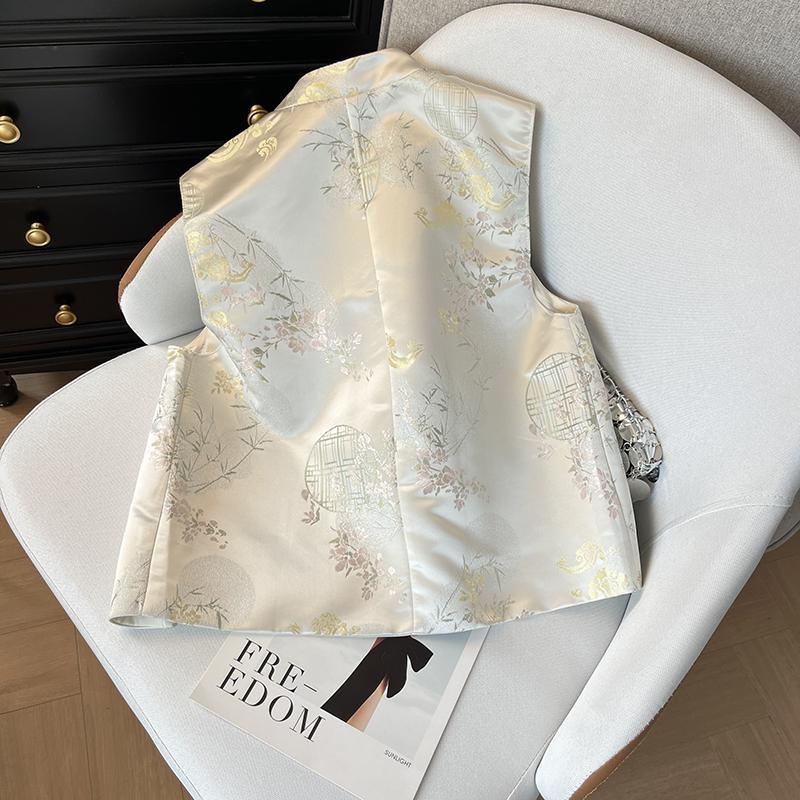 2025 Retro Vest Jacquard Stand-up Collar Disc-buckled Sleeveless Vest Fringed Temperament Top