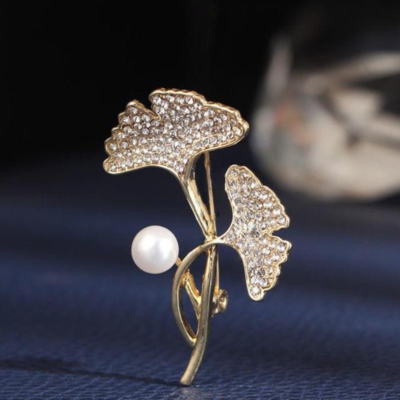 Broche papillon en perles, petit parfum haut de gamme, exquis, luxueux, tempérament élégant, nouvelle tendance 2023