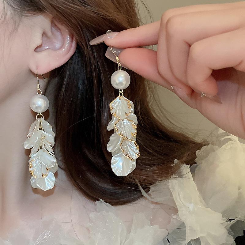 Silver Needle Geometric Rhinestone Pearl Earrings - Elegant French Retro Style