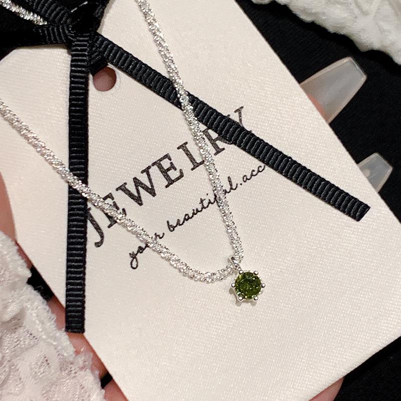 

Ожерелье-чокер на ключицу с розовым бриллиантом и цирконом - Элегантное женское украшение