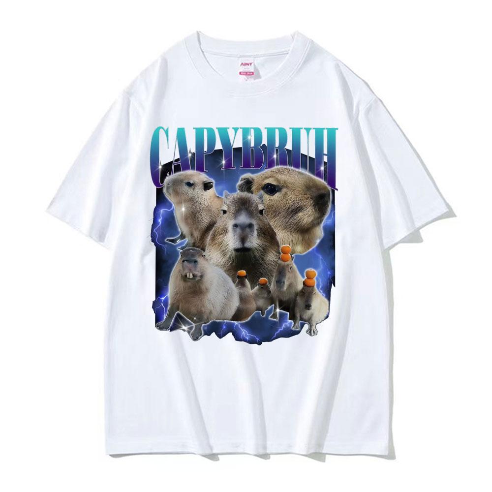 Capybara Thunderstorm Graphic Print T-shirt L