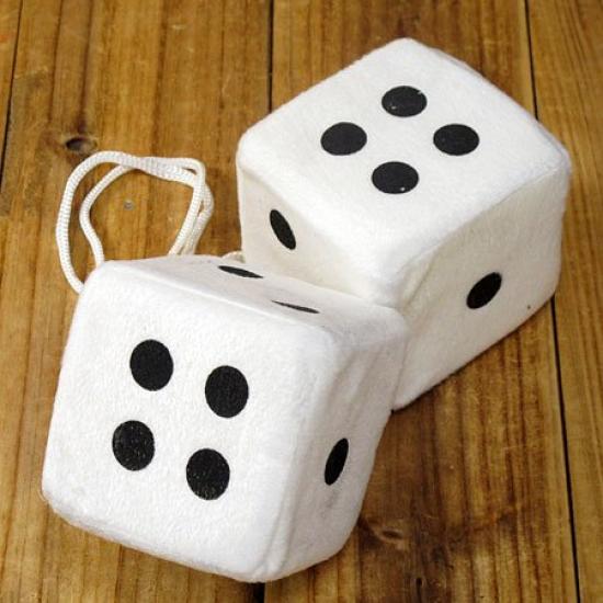 

Подвесные пушистые кубики, белые, CA-FD001WHBKKNS-MON