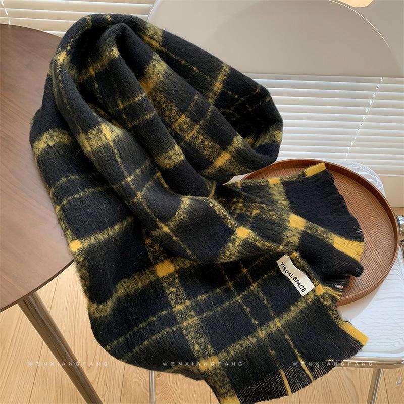 

Scarf for Girls Winter New High End Versatile Korean Version Tassel Scarf Warm Thickened Shawl Beige Trendy 210*40cm