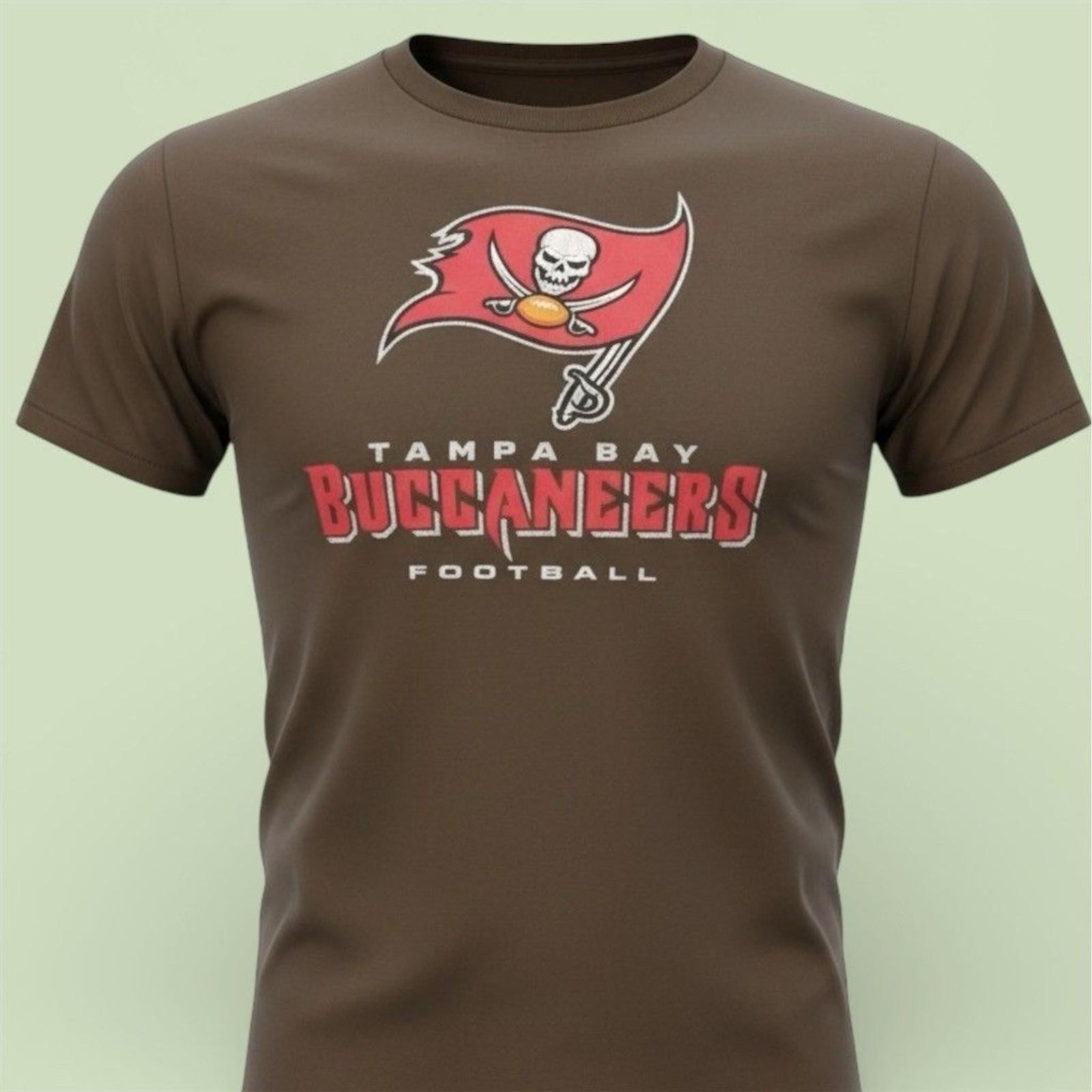 NFL Team Apparel Tampa Bay Buccaneers T-Shirt Unisex L Brown Graphic Print S