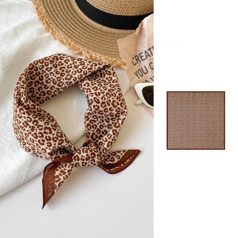 Fashion Cotton Leopard Print Square Scarf Silk Scarf Women'S Neck High-End Scarf Neck Decoration Retro Headscarf Scarf