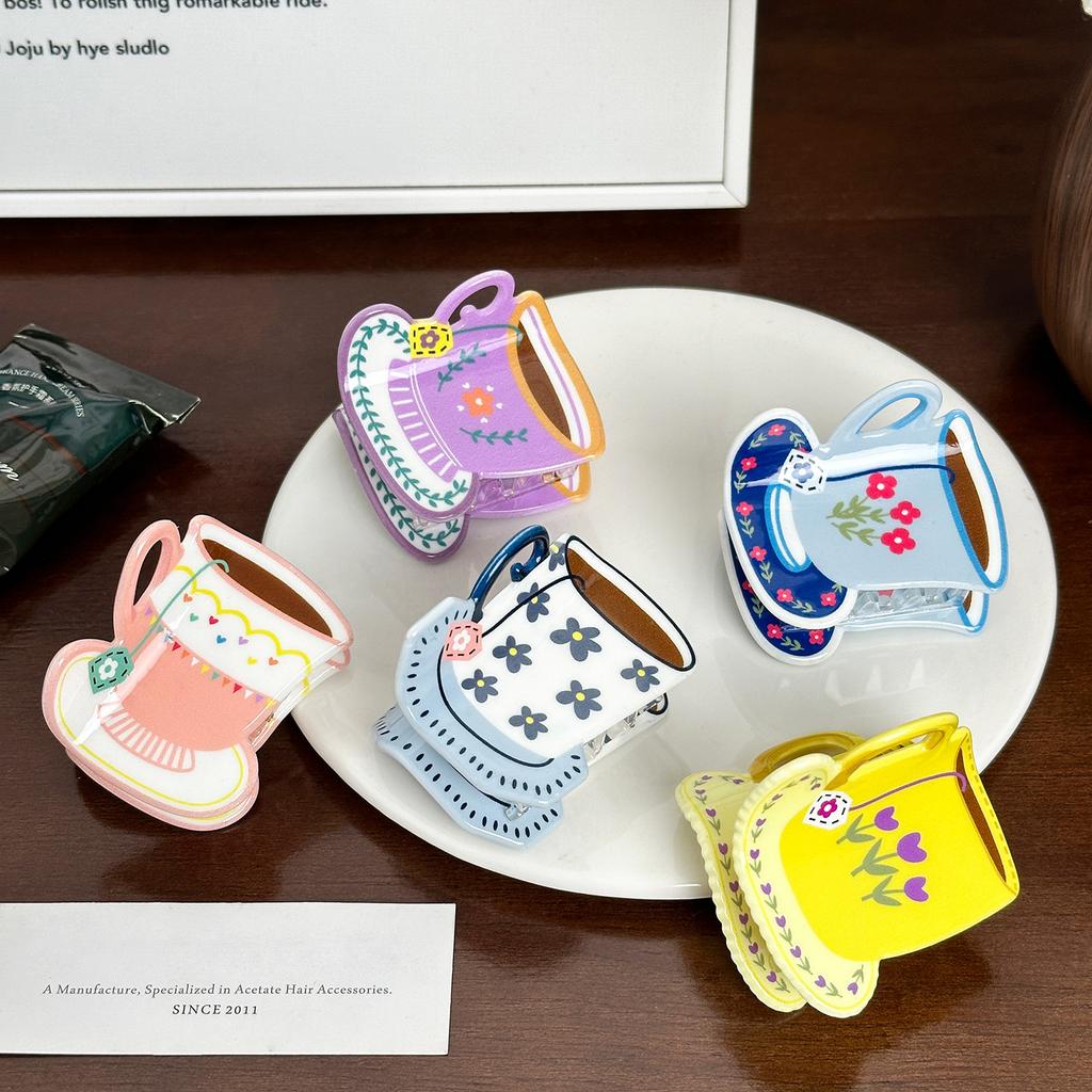 And Sweet Adorable Dopamine Hair Clip With Coffee Cup Design For Women Stylish