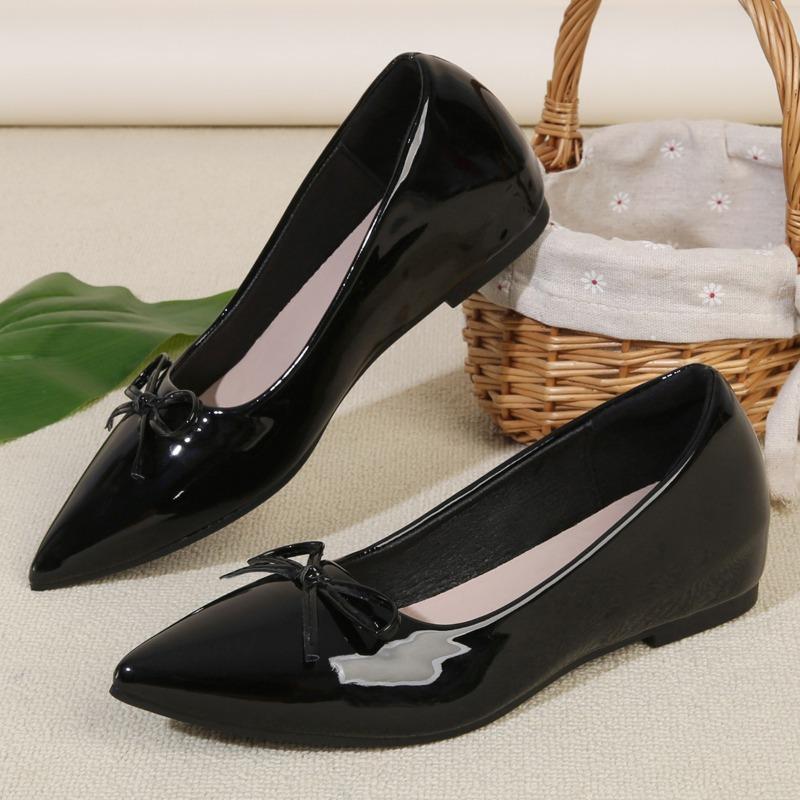 Plus Size Single Shoes Women's Pointed Toe Shallow Mouth Bow Patent Leather Slip-on Soft Slip Flats