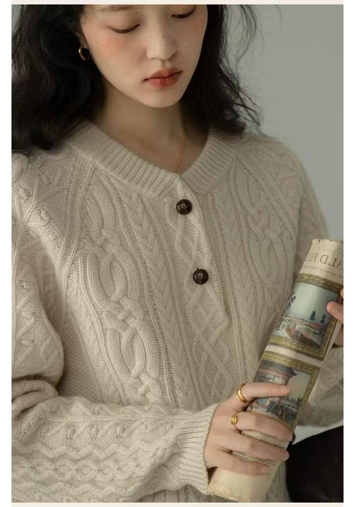 European Retro Cable Knit Wool Cardigan - Women's Early Spring Single-Breasted Sweater Coat