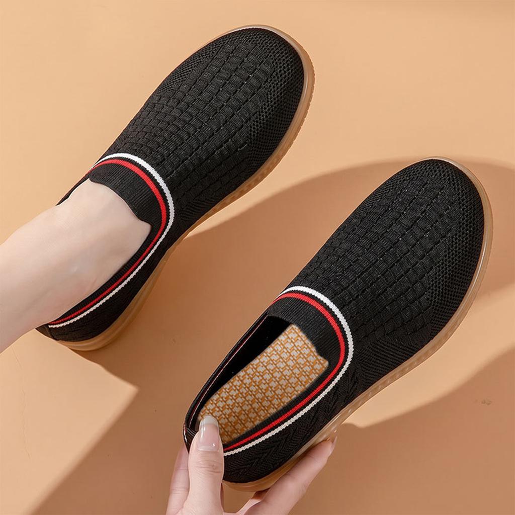 Women's Lightweight Slip-On Breathable Mesh Flats Casual Shoes Flexible Sole Comfortable Walking Footwear for Daily Use