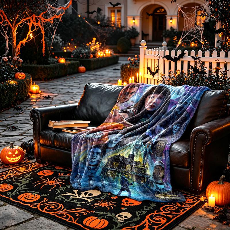 Movie Couple Portrait Blanket Lightweight Print Throw Blanket For Couch, Bed, Car, A Heartfelt Gift for Your Family and Friends