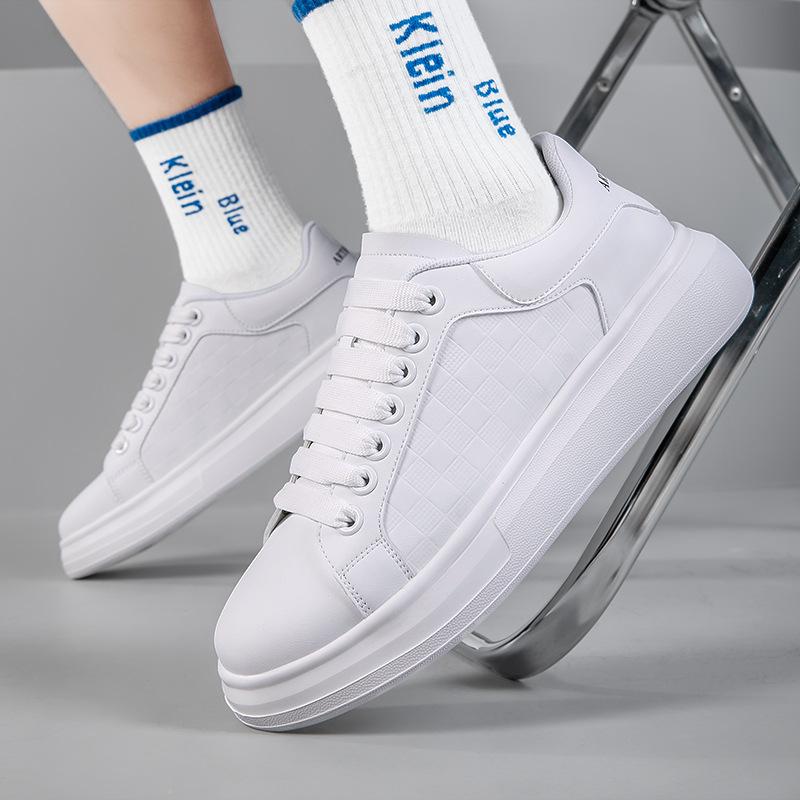 

Мужская обувь 2025 весна и осень McQueen повседневная удобная молодежная корейская версия тренд простые белые дышащие универсальные кеды 39