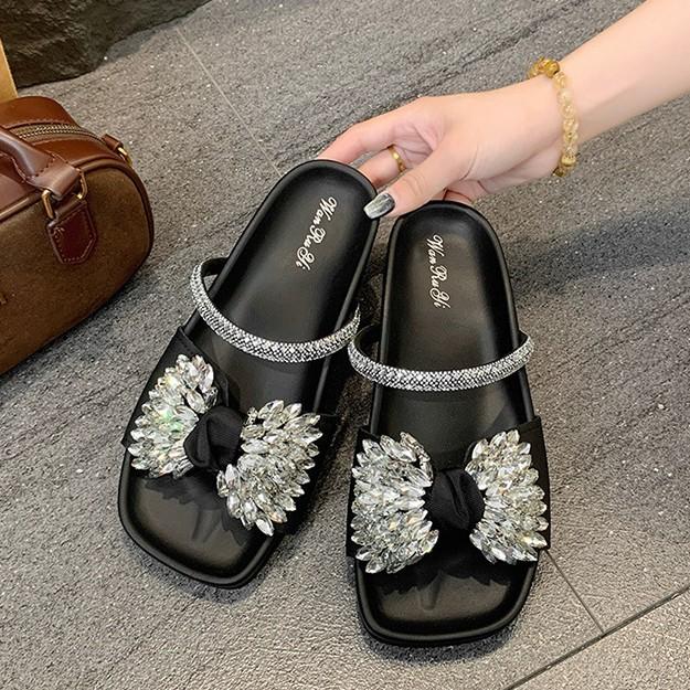 Temperament Rhinestone Bow with Slippers 2025 New Summer Flat Bottom Low Heel Women's Beautiful Outer Sandals