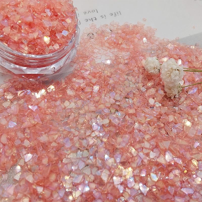 Ručně vyráběné duhové skleněné střepy pro šperky a zdobení nehtů