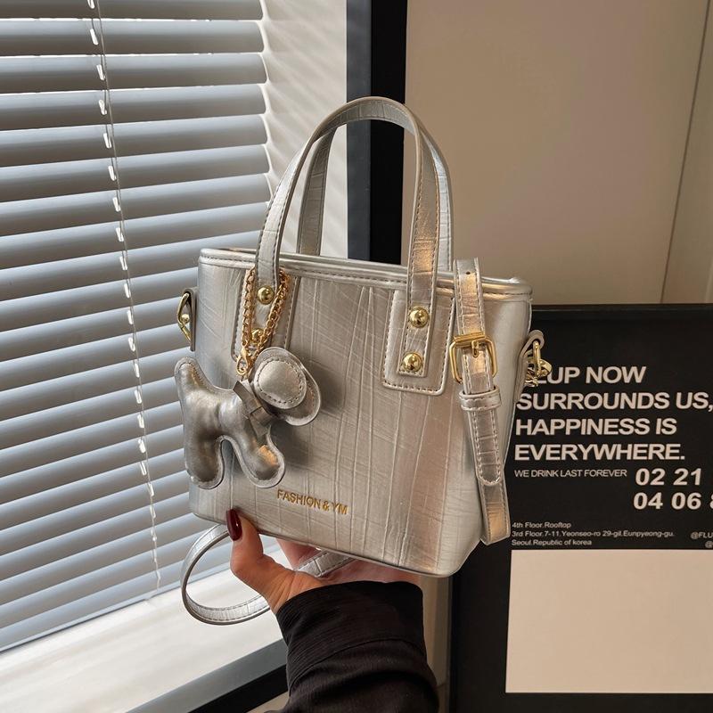 Hand Bag Women's New Versatile Small Square Bag Shoulder Messenger Bag