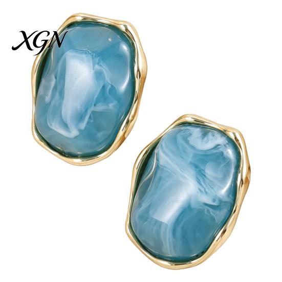 Gift for Her on Birthday 1 Pair Natural Healing Stone Stud Earrings Women, Gold Lightweight Daily Wear Plated Oval Resin Earrings, Faux Crystal