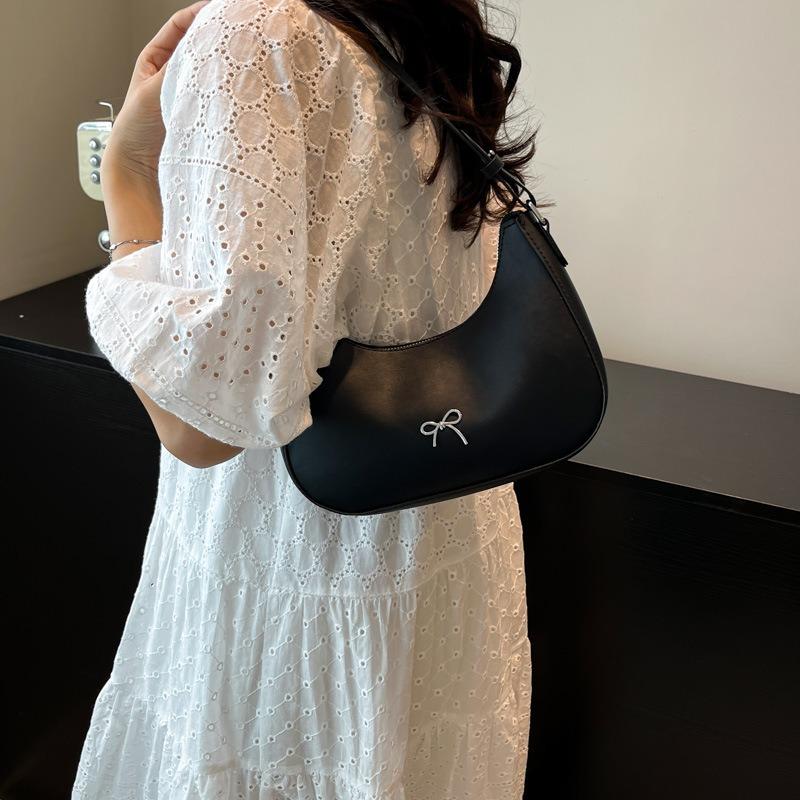 New Solid Color Simple Casual Aesthetic Lightweight Shoulder Armpit Bag Texture Hand Bag Women's Bag