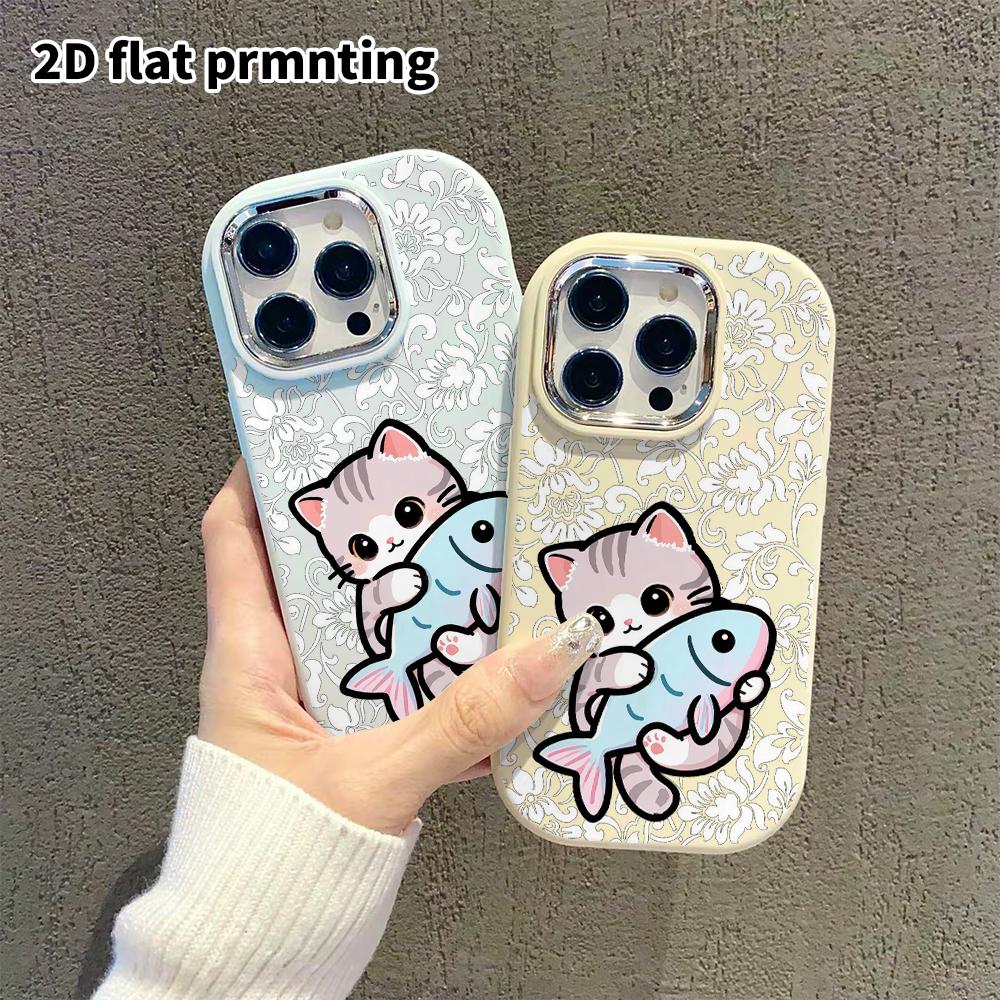 Phone Case: 2D Flat Design Suitable for iPhone 18 17 16 15 14 13 Pro Protective Case, Couple Style, Little Cat Holding a Fish, Christmas and Halloween