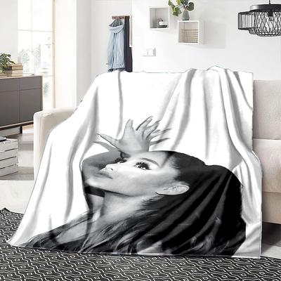 Ariana Grande'S Pose Blanket Soft Throw Blanket For Home Bedroom Bed Sofa Travel Office Solid Christmas Blanket