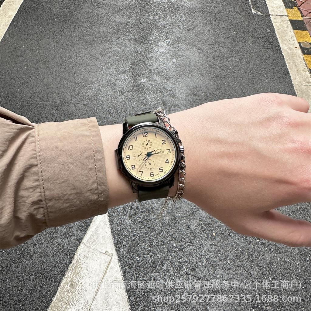 Watch High Junior High School Student Party Fashion Men'S Watch Women'S Waterproof Silicone Large Dial Supply Table