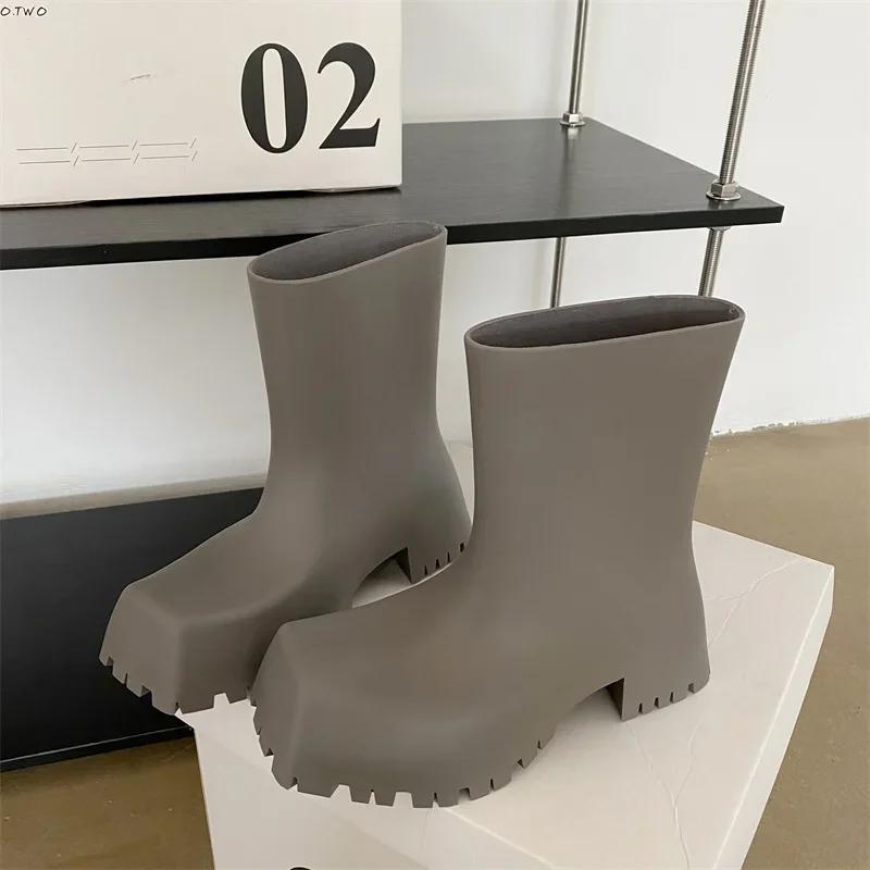 Luxury Women Boots Designer Boots Waterproof Non-slip Short Boot Square Toe Soft Leather Comfy Women Platform Rain Boots