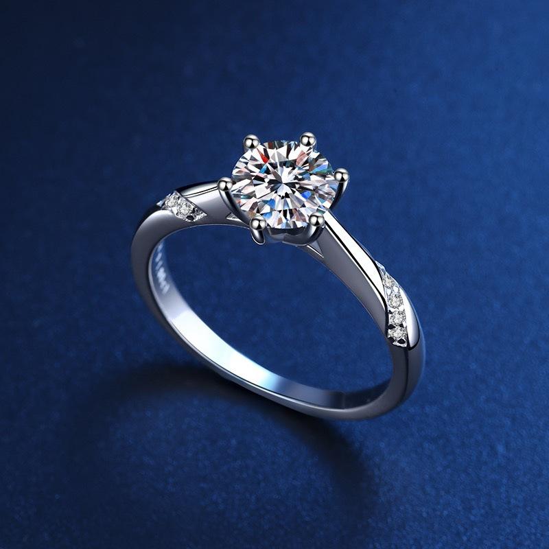 Imitation One-Carat Six-Claw Ring Female Classic Marriage Proposal Diamond Ring For Girlfriend